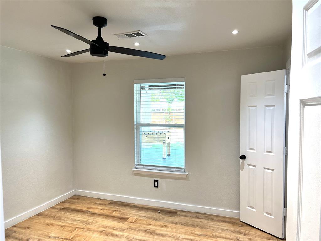 Casa Loma Estates Rep - Residential Lease