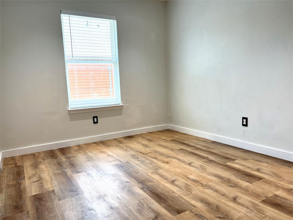 Casa Loma Estates Rep - Residential Lease