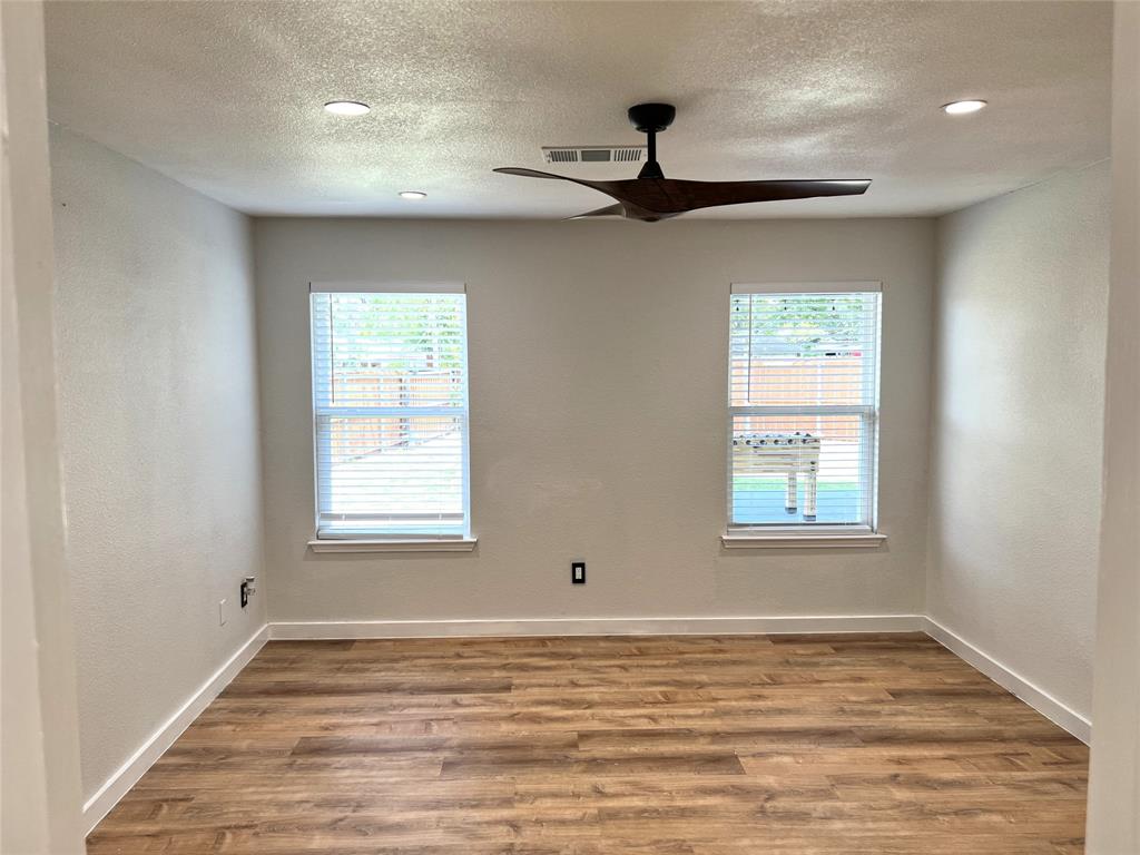 Casa Loma Estates Rep - Residential Lease