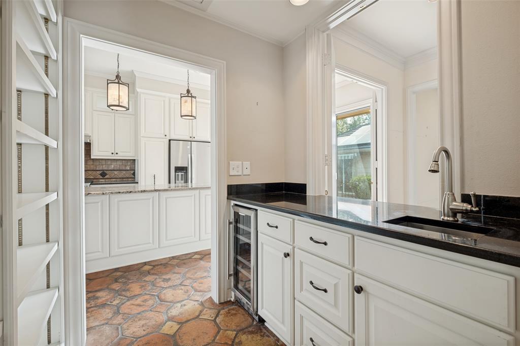 Lanvendale Circle - Residential