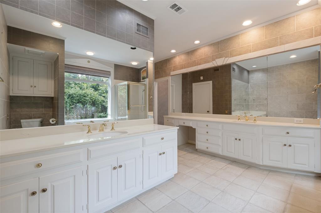 Lanvendale Circle - Residential