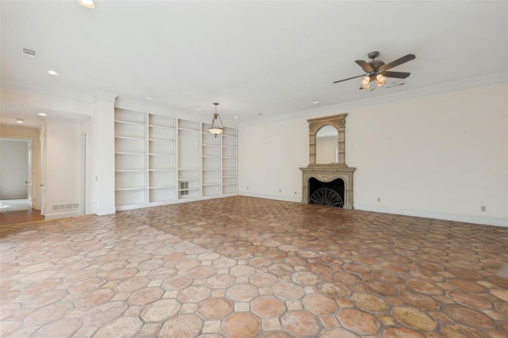 Lanvendale Circle - Residential
