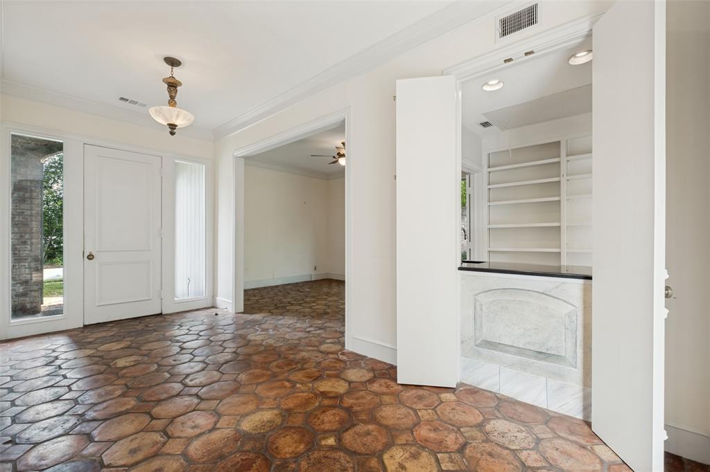 Lanvendale Circle - Residential