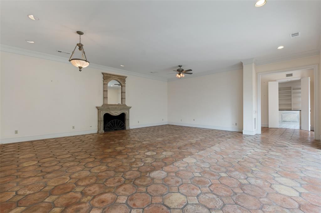 Lanvendale Circle - Residential