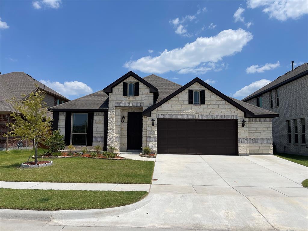 Beautiful home in the highly sought after Woodcreek neighborhood. This home boasts 4 bedrooms, 2 bathrooms, office or flex space, 5 burner gas range, stainless steel appliances, and a large walk-in pantry! This amazing community offers two pools, catch and release pond, disc gold course, walking paths and more. Come and check it out today!