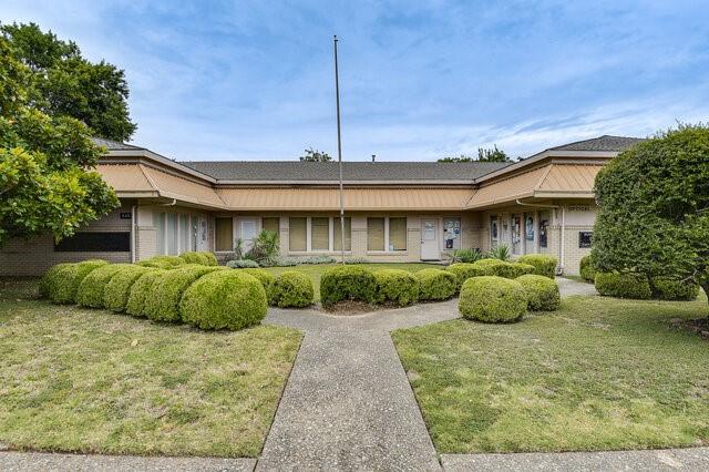 Presenting an exceptional opportunity to own a spacious 7,245 SF commercial property with five distinct suites, ideal for a thriving medical office or a variety of professional businesses. Located on the highly visible Wheatland Road, the property offers excellent access and proximity to Highway 67 and Interstate 20, ensuring maximum exposure for your enterprise.
Two suites are currently occupied, generating immediate income, while three vacant suites are available for lease, providing flexibility for new tenants or business expansion. The property features professional waiting areas with front desks, private offices, exam rooms, break rooms, storage, and restrooms—ready for turnkey use or customization.
With ample parking, strong signage opportunities, and mixed-use zoning, this property is perfect for medical practices, therapy centers, urgent care facilities, or other businesses seeking a high-impact presence. Move-in ready and investment-ready, this premier commercial space offers unmatched potential for growth and long-term success. Schedule a tour today!