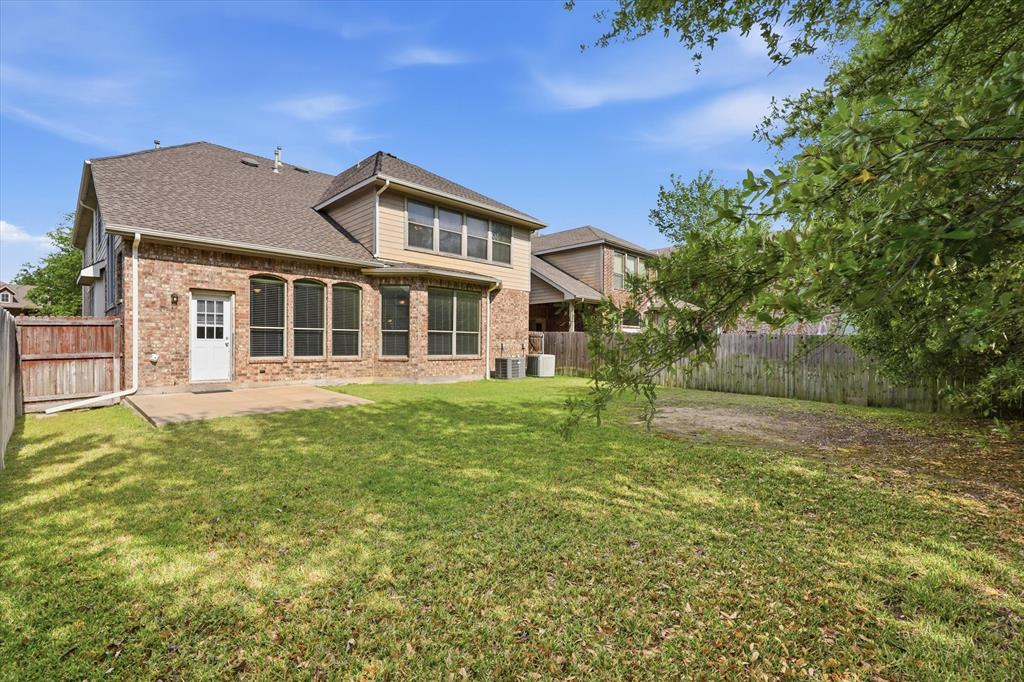Enclave At Wooded Creek - Residential