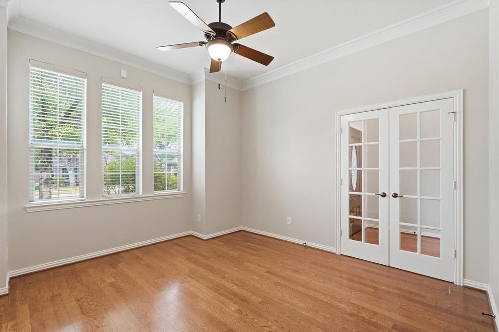 Enclave At Wooded Creek - Residential