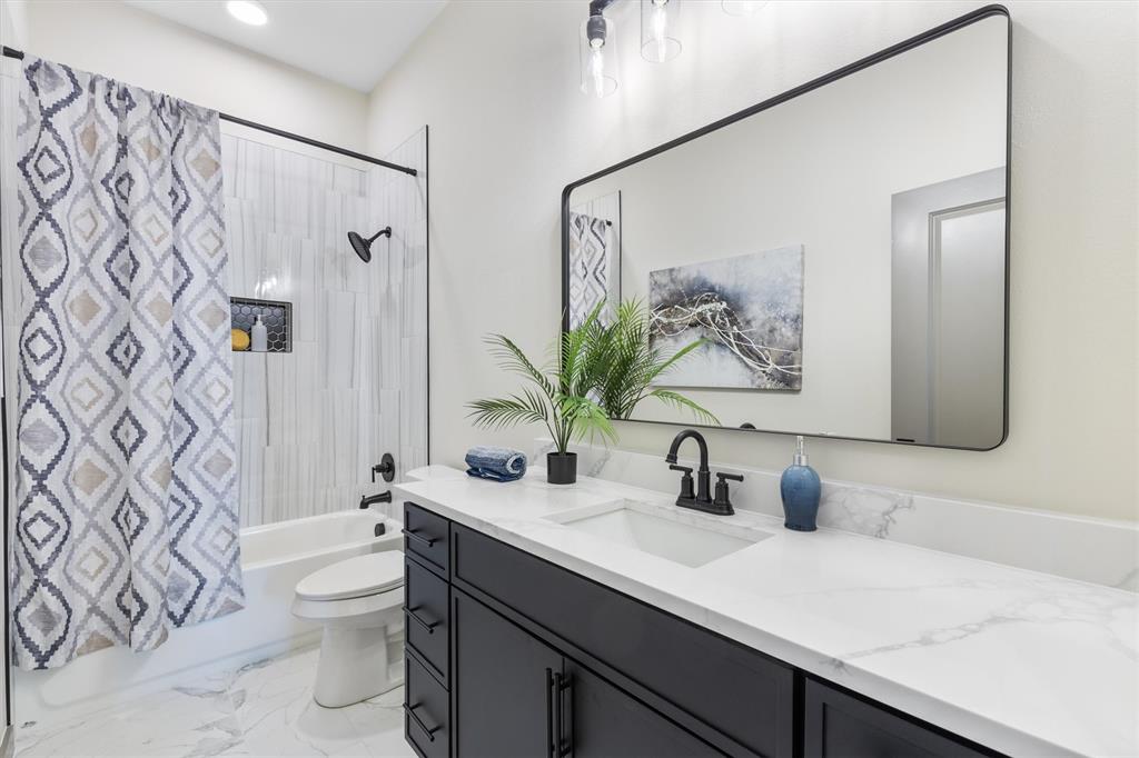 DIXIE ESTATES - Residential