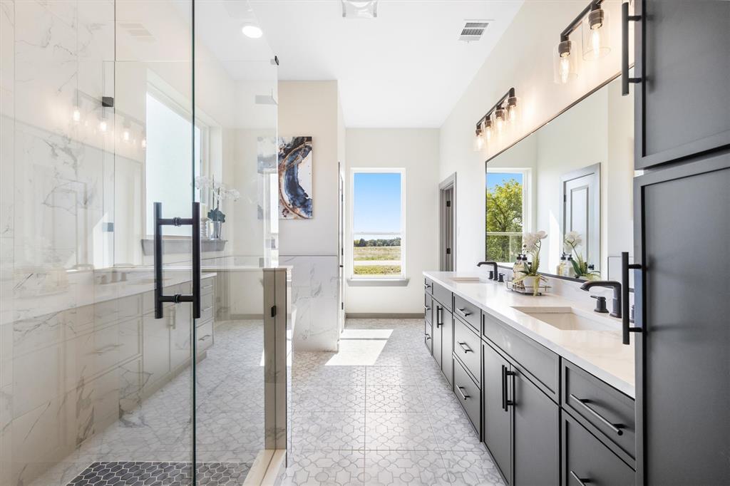 DIXIE ESTATES - Residential