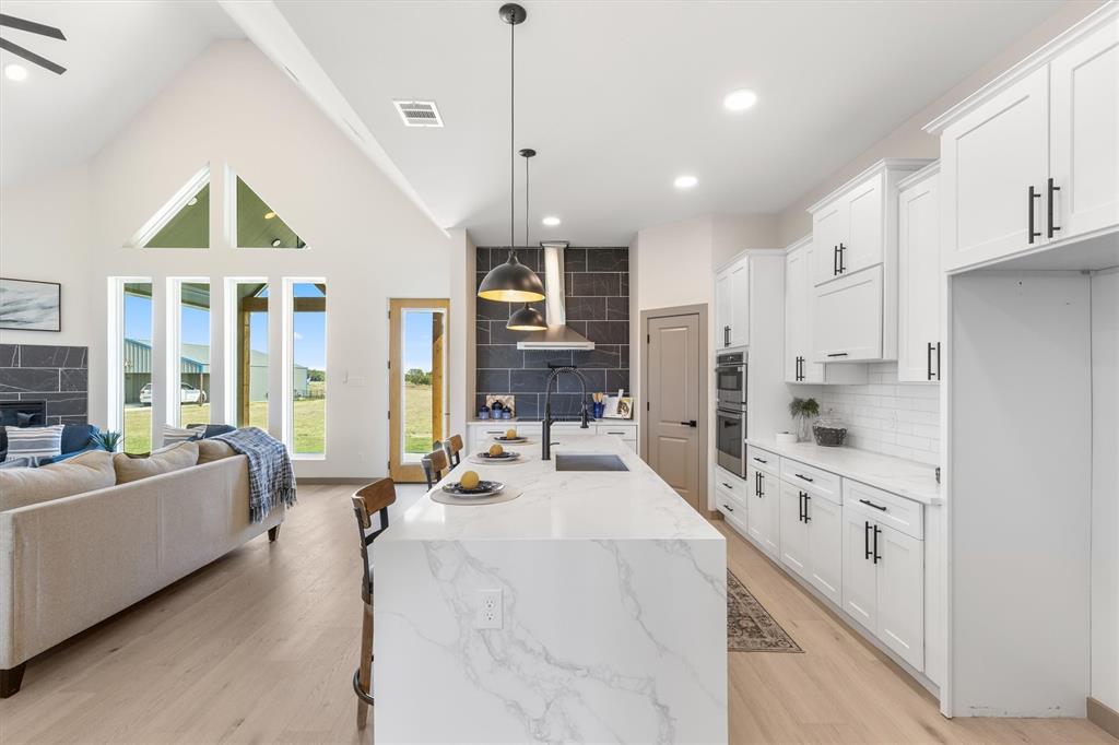 DIXIE ESTATES - Residential