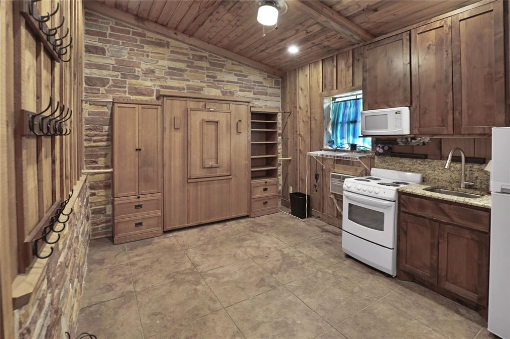 Wild Rose Farms - Residential