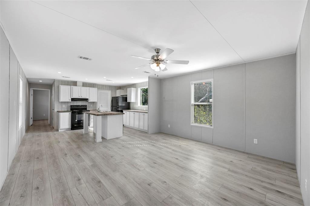 Oak Trail Shores Sec B - Residential