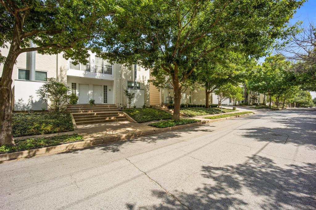 Travis Street Condos - Residential