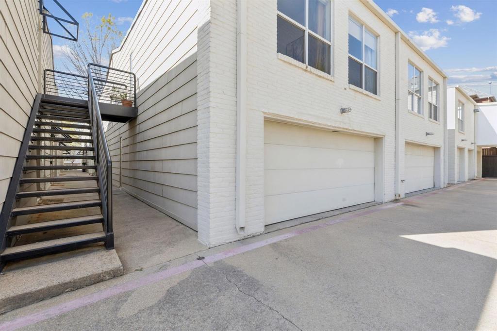 Travis Street Condos - Residential