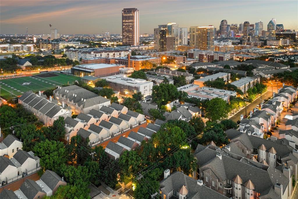Travis Street Condos - Residential