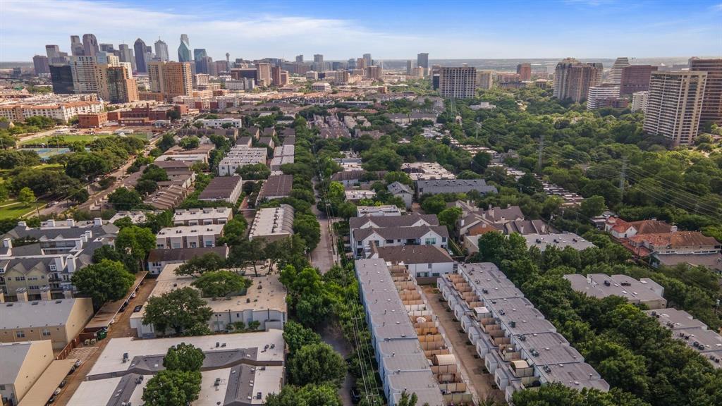 Travis Street Condos - Residential