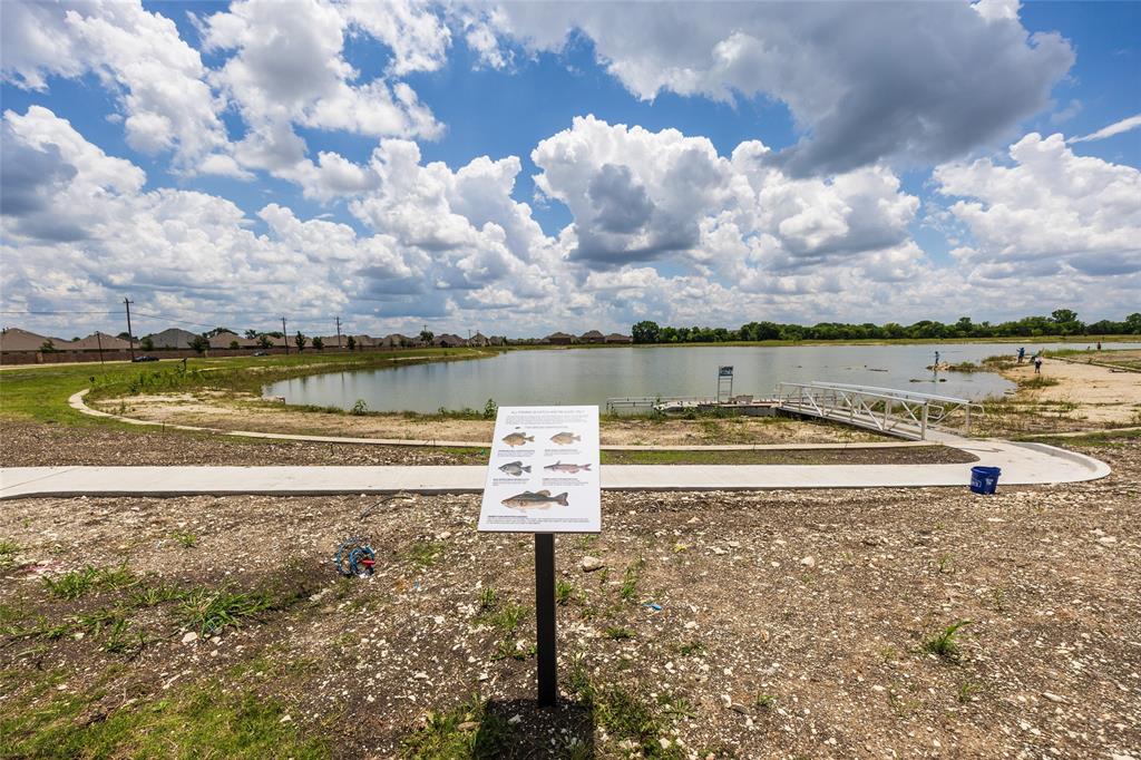 CREEK CROSSING PHASE THREE - Residential