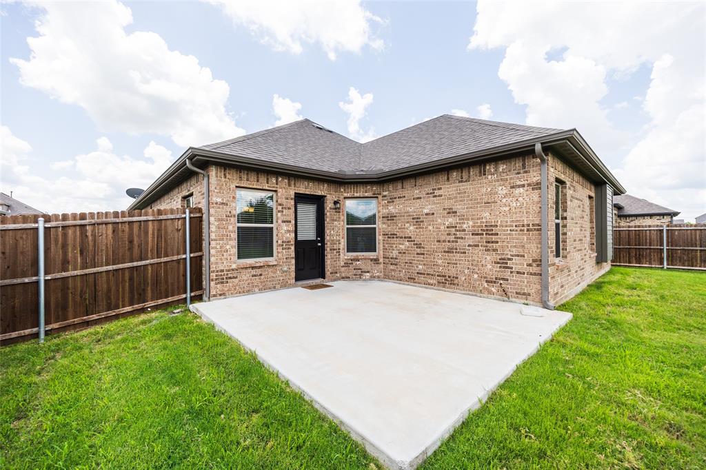 CREEK CROSSING PHASE THREE - Residential