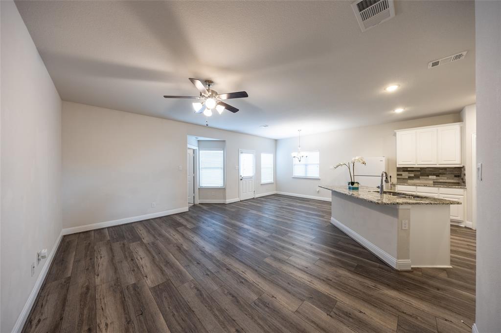 CREEK CROSSING PHASE THREE - Residential
