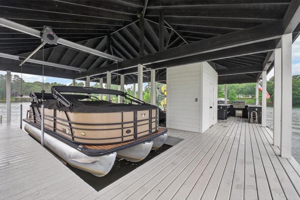 Emerald Shores - Residential