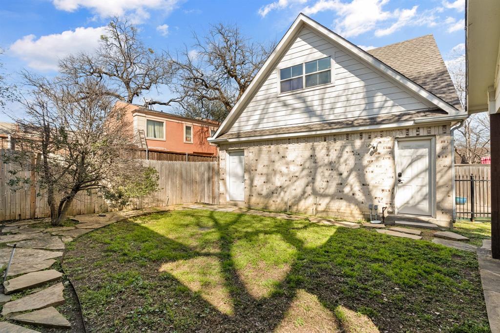 Mount Auburn - Residential