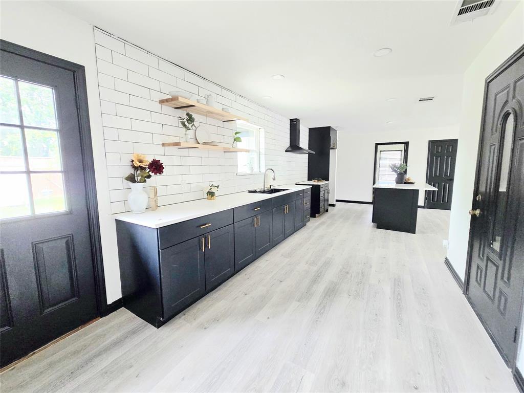 Welcome to this beautifully updated gem situated on a pristine lot in the city of Dallas. This property combines stylish modern updates with an unbeatable location close to premier dining, shopping, and major thoroughfares. From the moment you arrive, the charming and welcoming front porch invites you inside to discover a seamlessly reimagined interior designed for modern living. Featuring a light-filled, open-concept layout that instantly creates a spacious and airy atmosphere. Effortless flow between the living, dining, and kitchen areas makes this home absolute perfection for entertaining family and friends or hosting vibrant gatherings. At the heart of the home is the stunning, fully modernized kitchen. Completely updated with contemporary finishes, sleek countertops, and stylish cabinetry, it offers both premium functionality and timeless aesthetic appeal for the home chef. Interior has been thoughtfully refreshed to provide a move-in-ready experience. Don’t miss the opportunity to make this turnkey home your own!