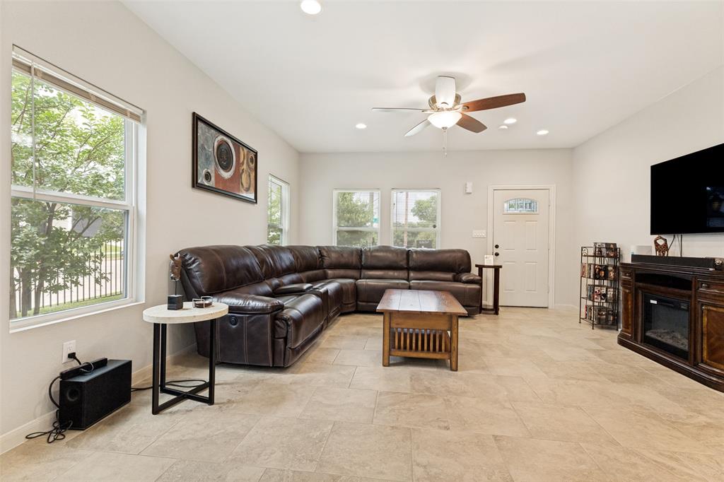 Howard W R Add - Residential