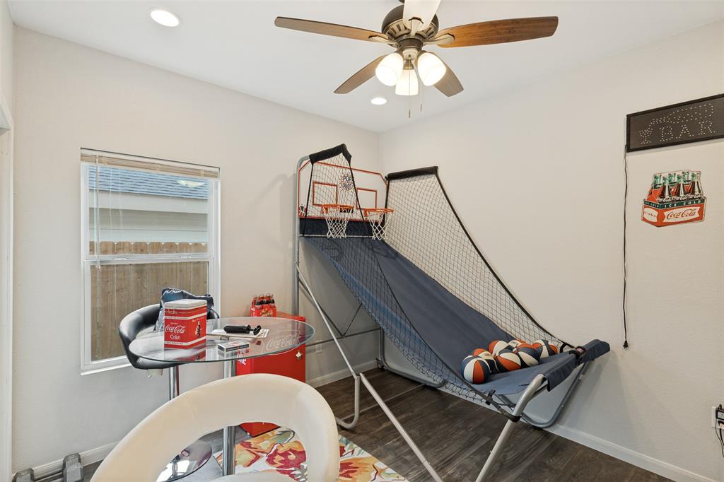 Howard W R Add - Residential