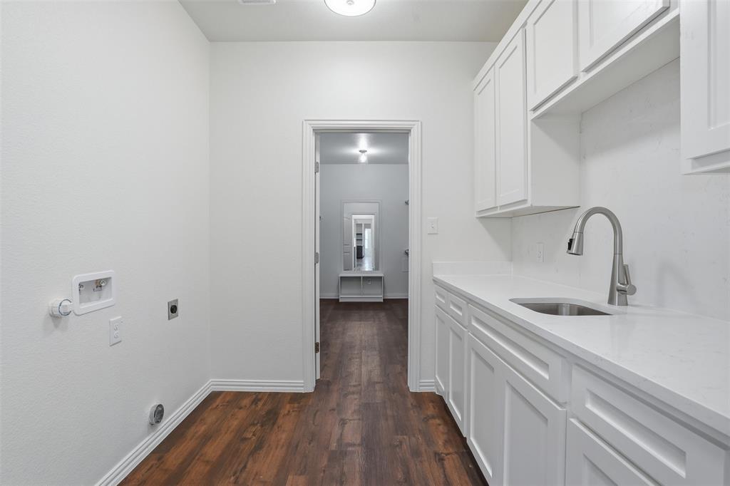 Abst 824 TR 116 - Residential