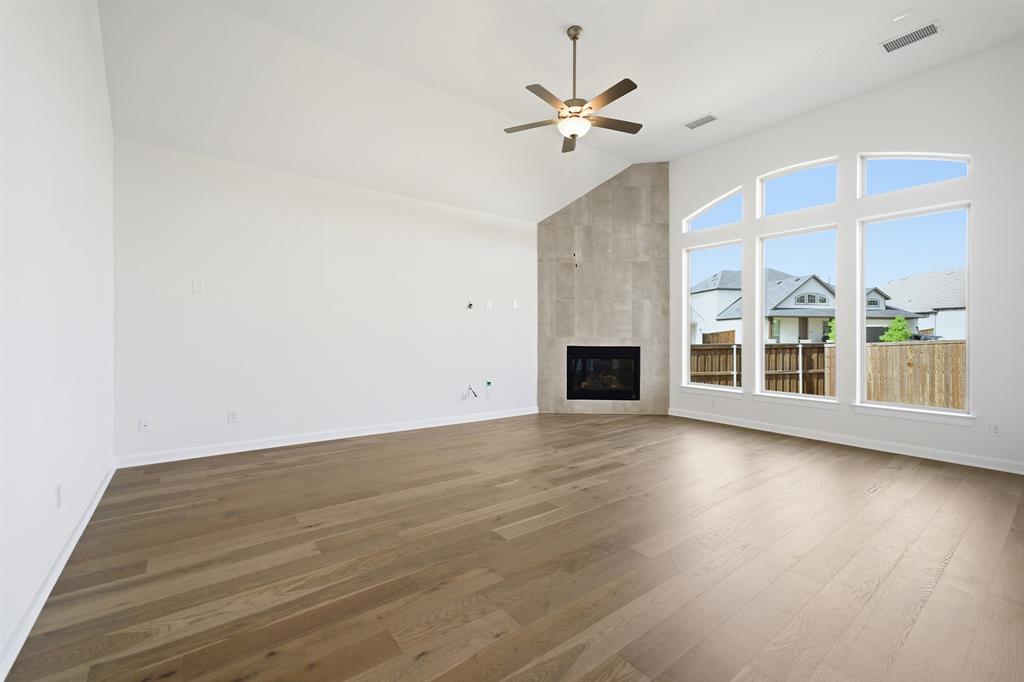 Sonoma Verde - Residential