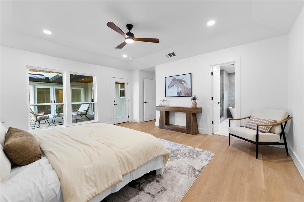 HILLCREST MANOR 1ST SEC - Residential
