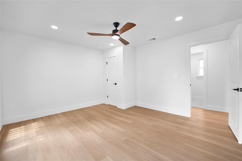 HILLCREST MANOR 1ST SEC - Residential