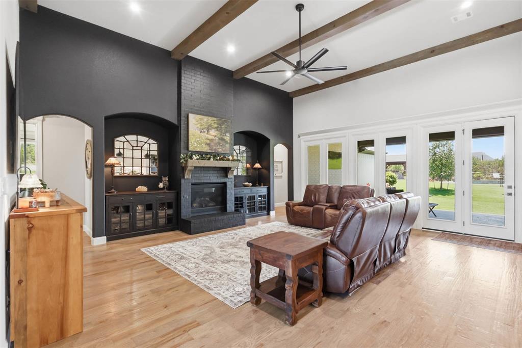 Eagles Bluff - Residential