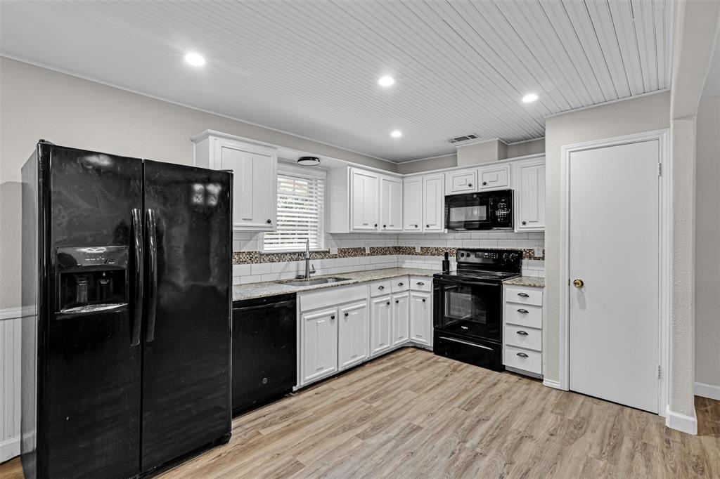 Lewisville Valley 3 - Residential