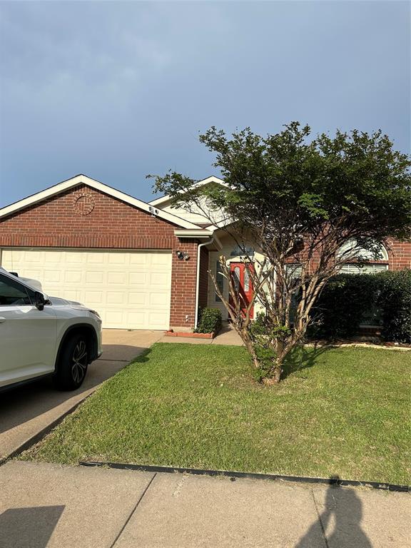 Location, location, location!  No HOA.  Beautiful and spacious one story home has an OPEN layout in the kitchen and living room, great for entertainment and has split bedrooms!! The house has vaulted ceilings and good size with new Fence