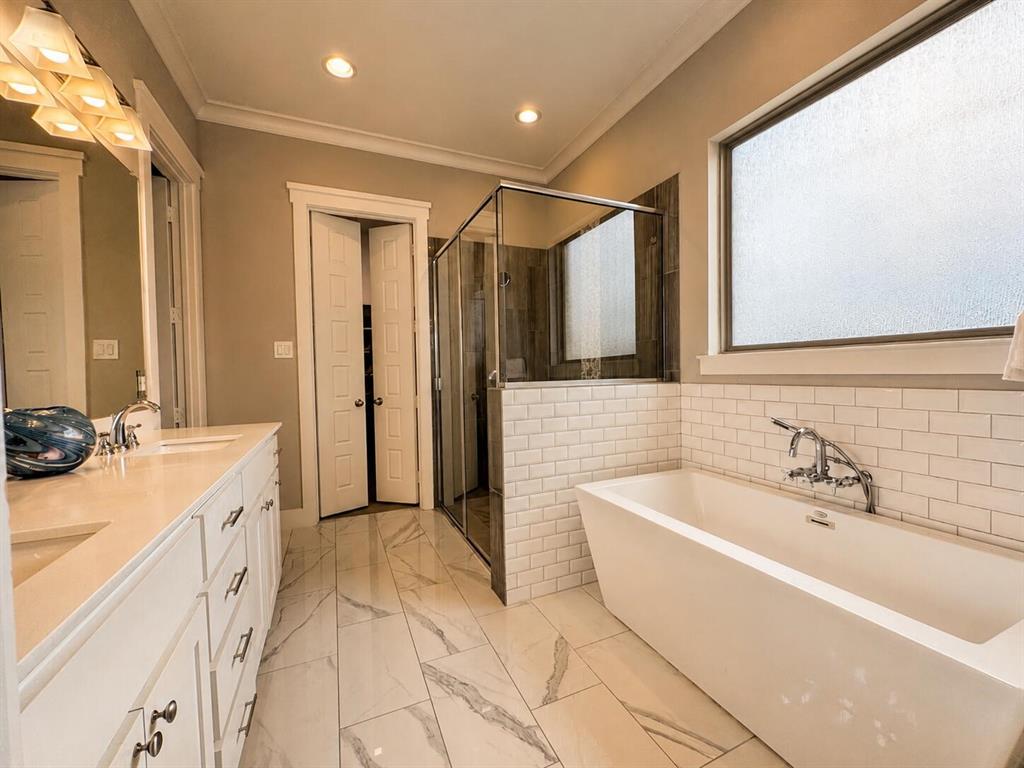 Summer Lake Country Estates - Residential