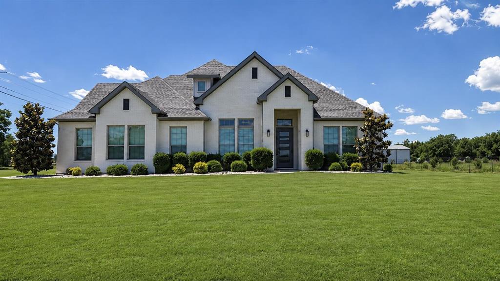 Summer Lake Country Estates - Residential