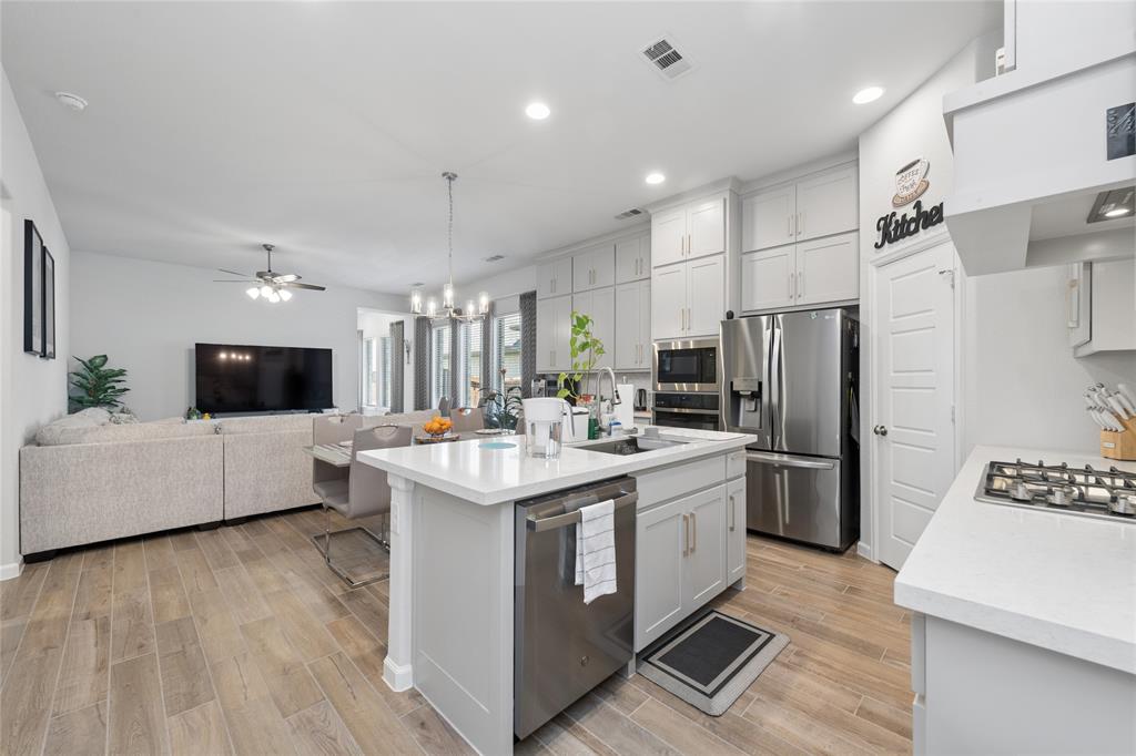Prairie Oaks - Residential
