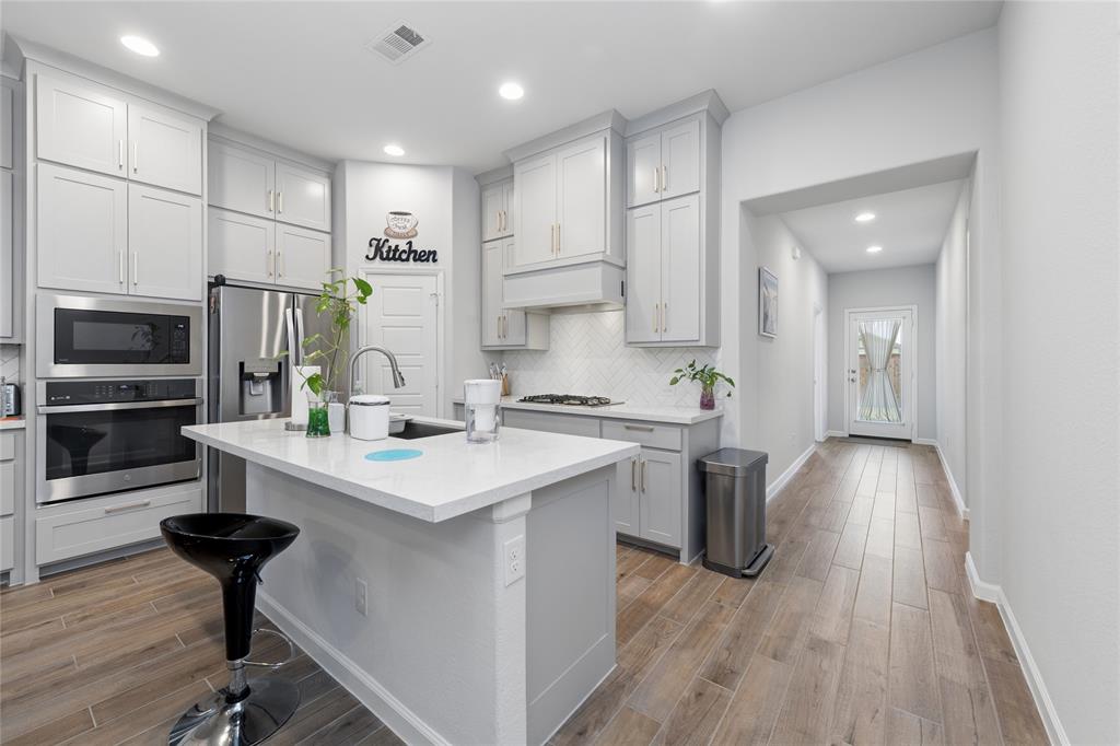 Prairie Oaks - Residential