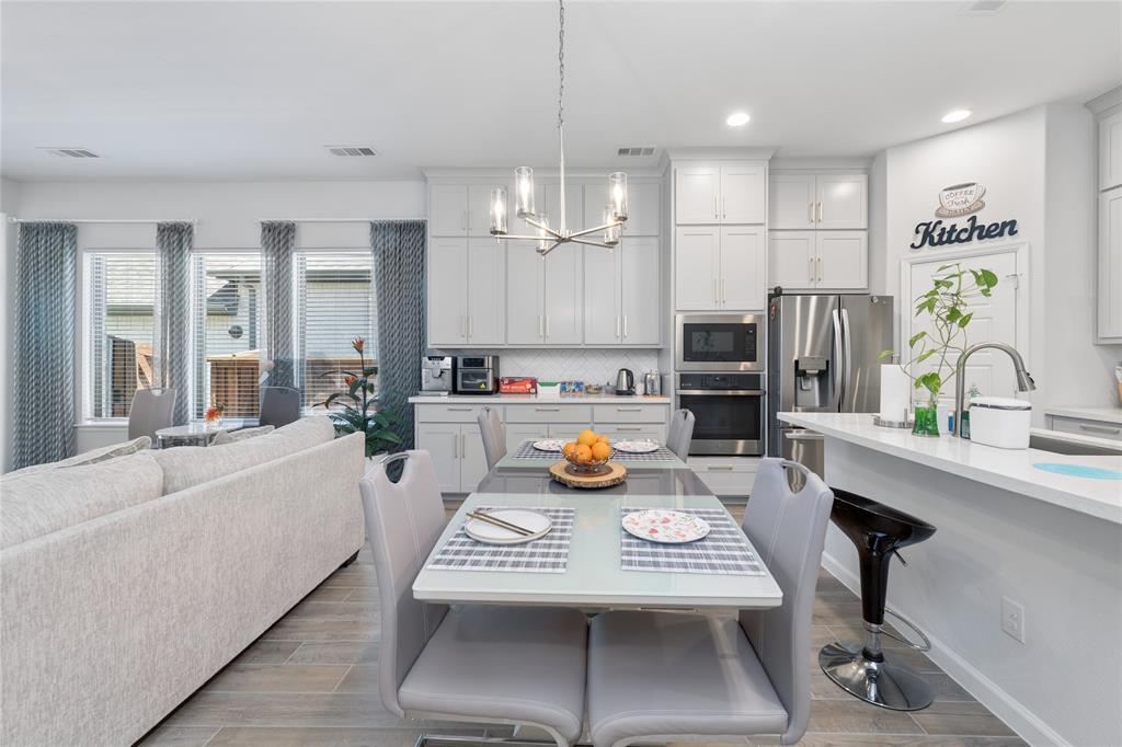 Prairie Oaks - Residential