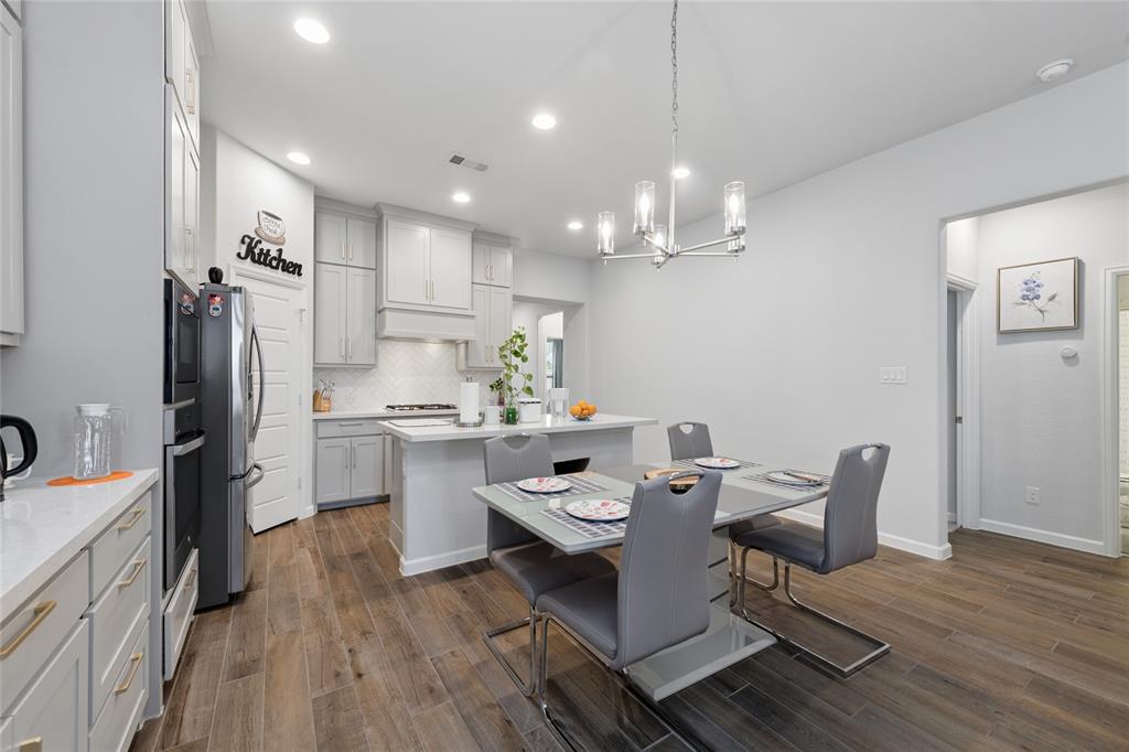 Prairie Oaks - Residential