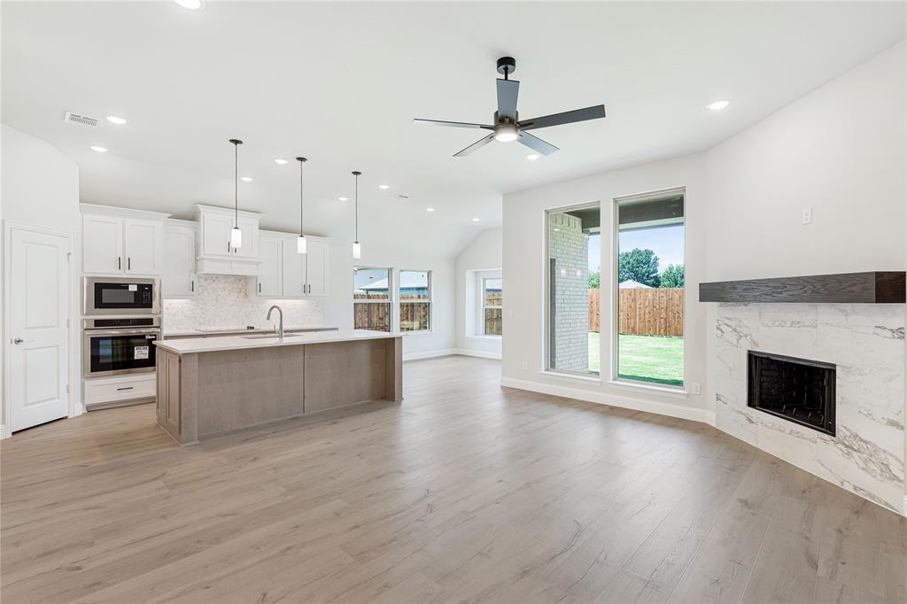 Anderson Crossing - Residential
