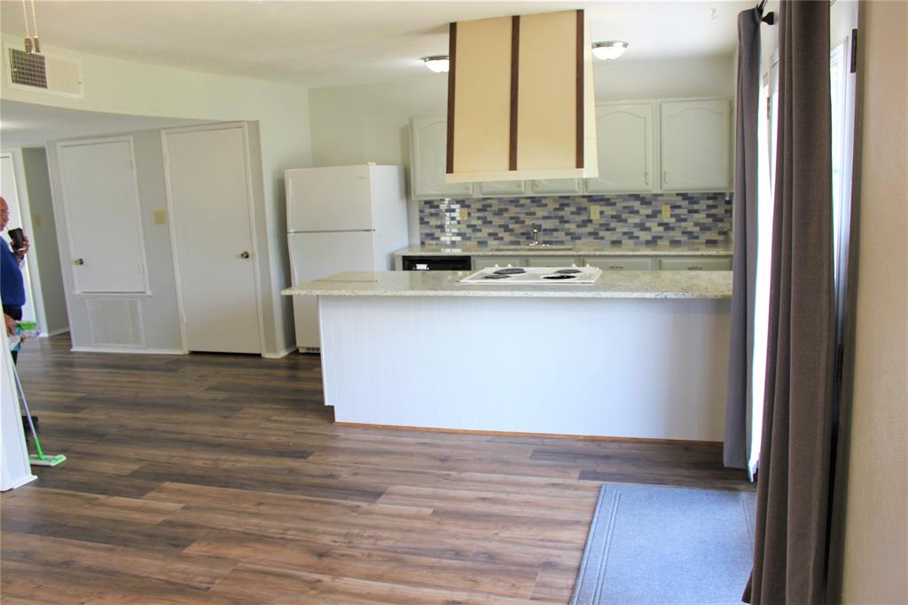 Hollyridge Add 2 - Residential Lease