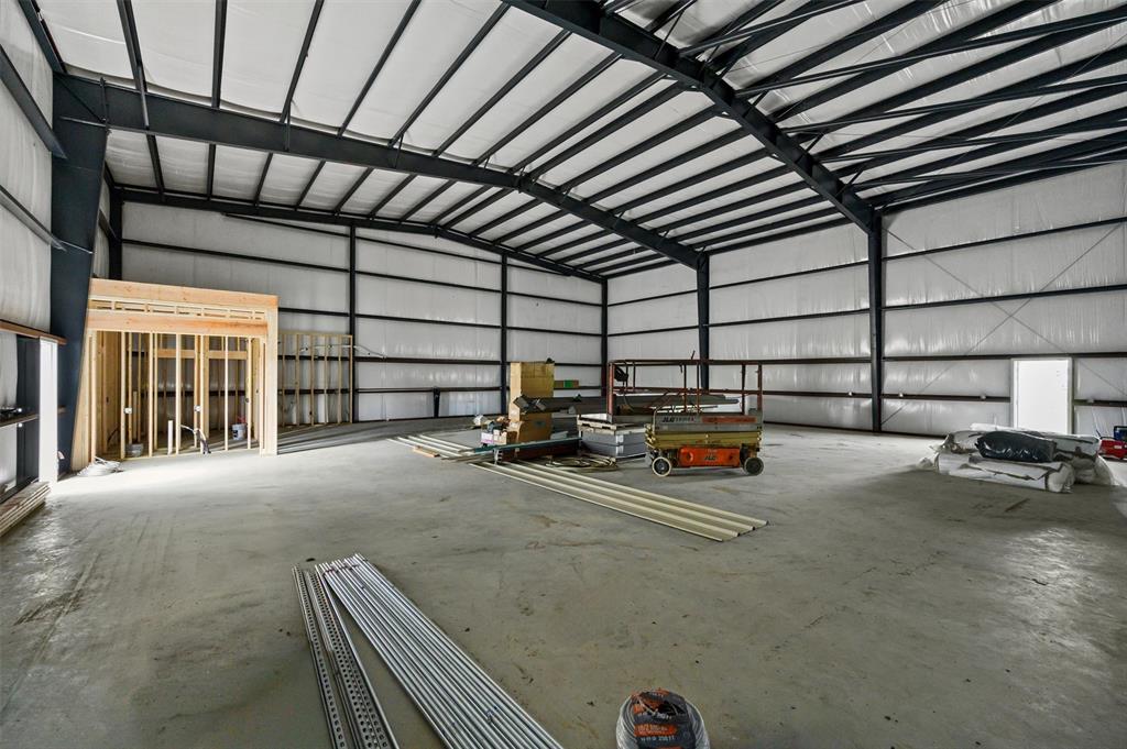 Aero Country East Add - Commercial Sale