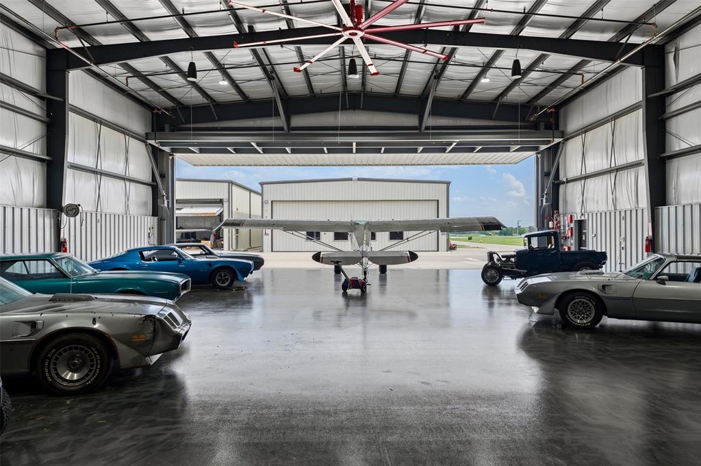 Aero Country East Add - Commercial Sale