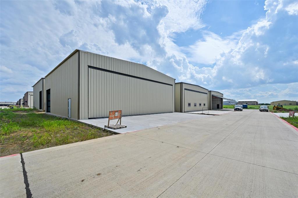 Aero Country East Add - Commercial Sale