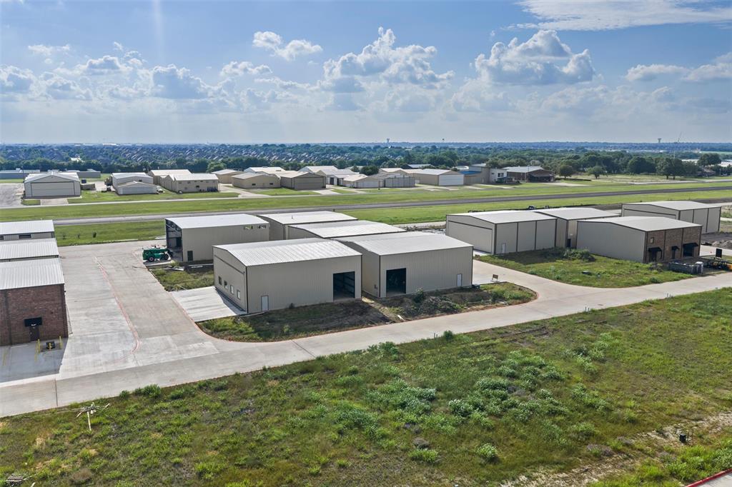 Aero Country East Add - Commercial Sale