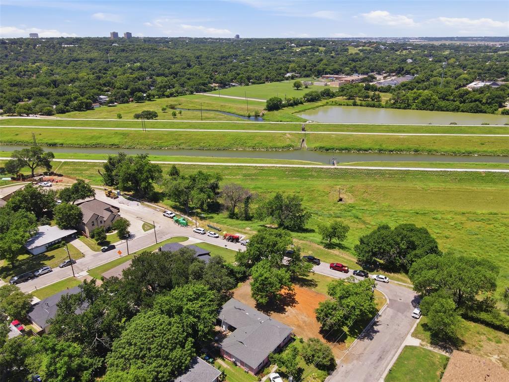 Rivercrest Add - Land
