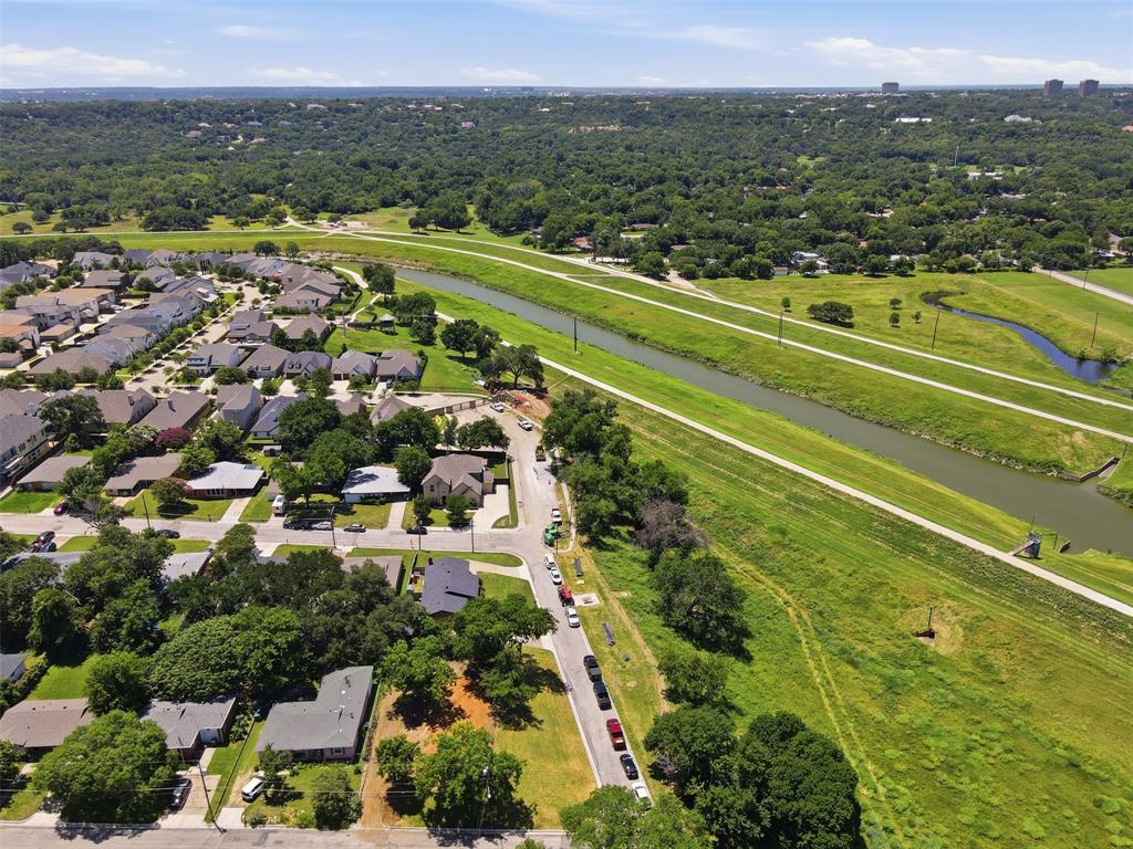 Rivercrest Add - Land